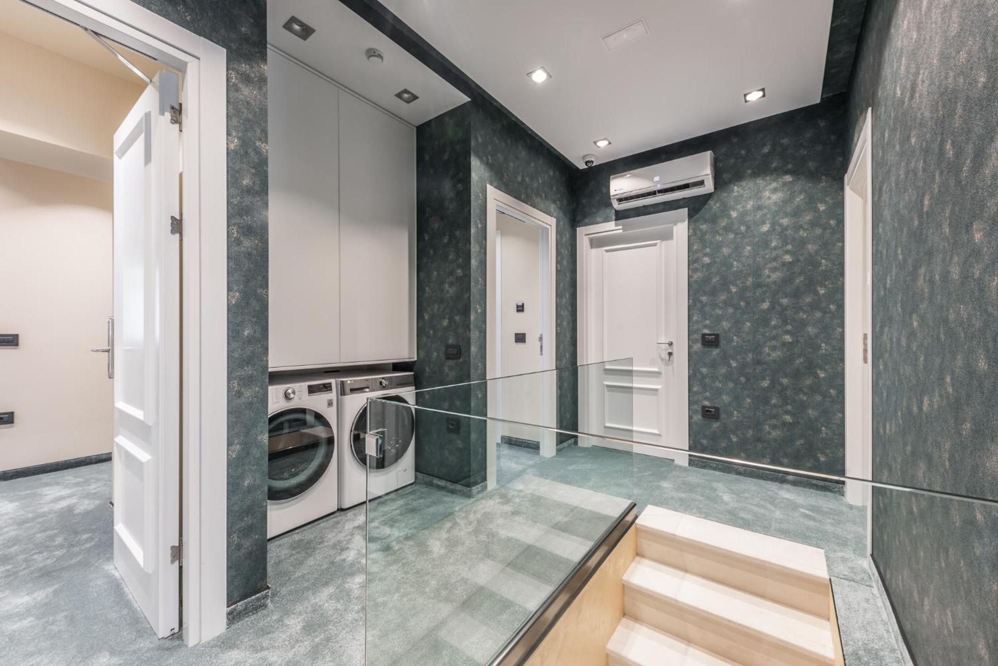 Piazza Luxury Apartments Тирана Экстерьер фото