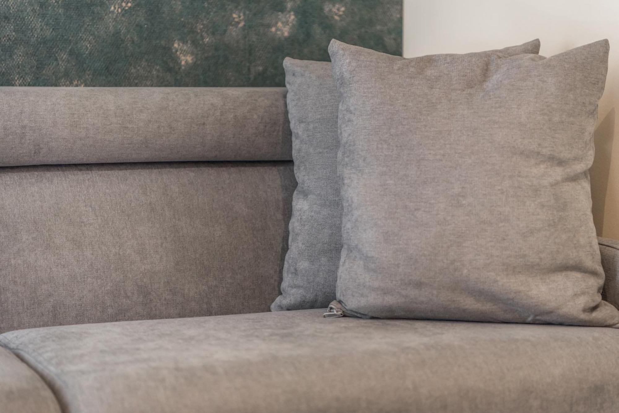 Piazza Luxury Apartments Тирана Экстерьер фото