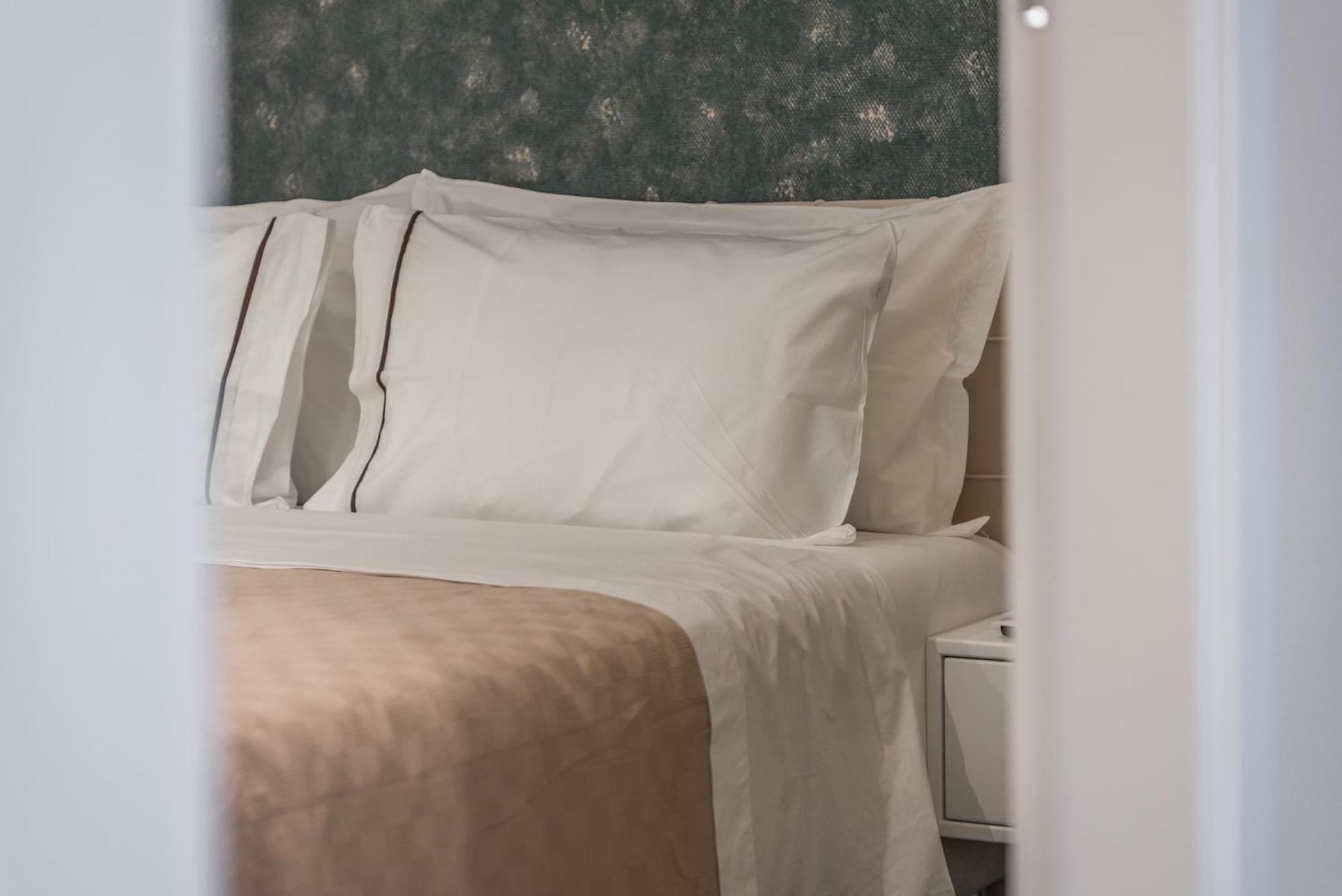 Piazza Luxury Apartments Тирана Экстерьер фото