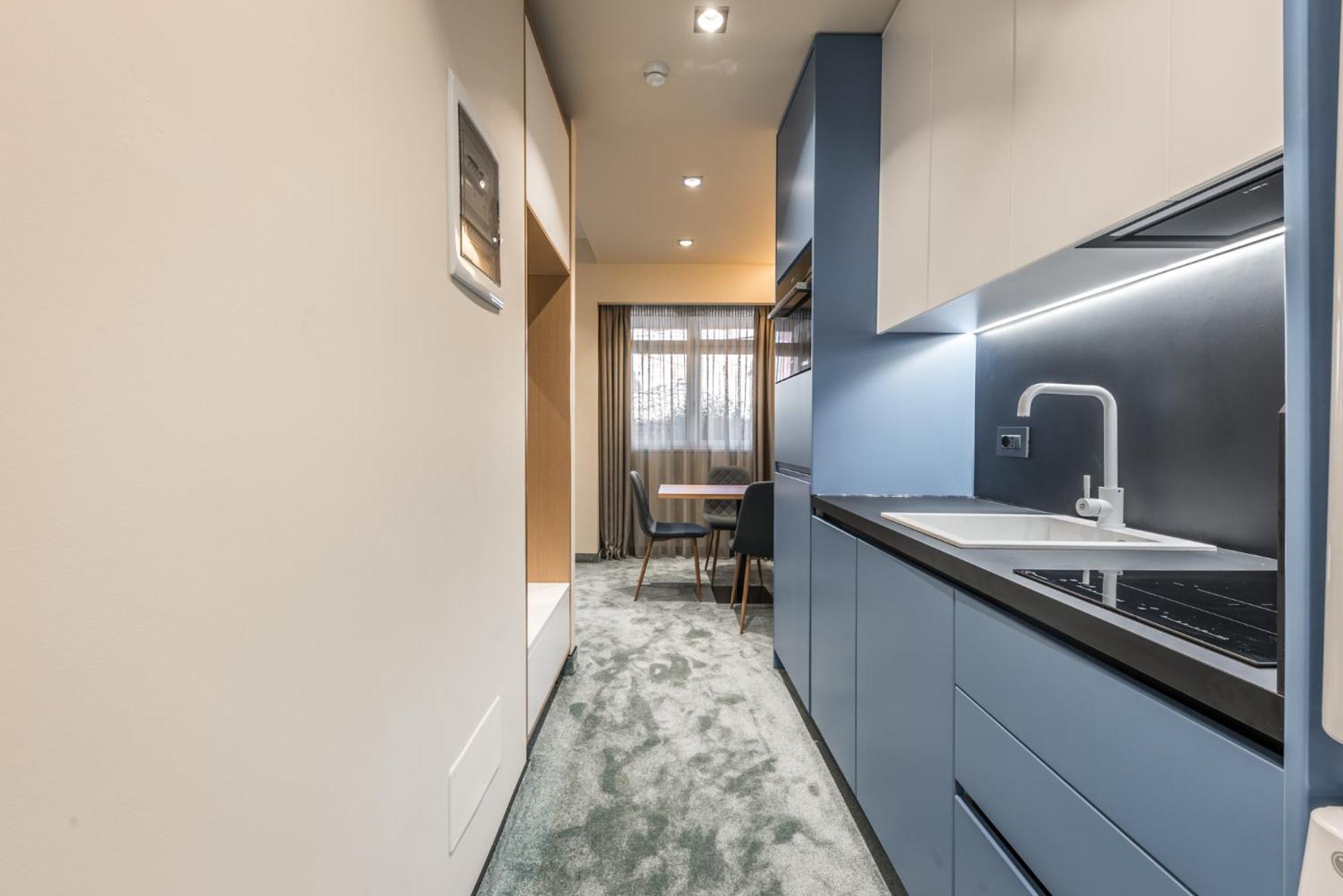 Piazza Luxury Apartments Тирана Экстерьер фото