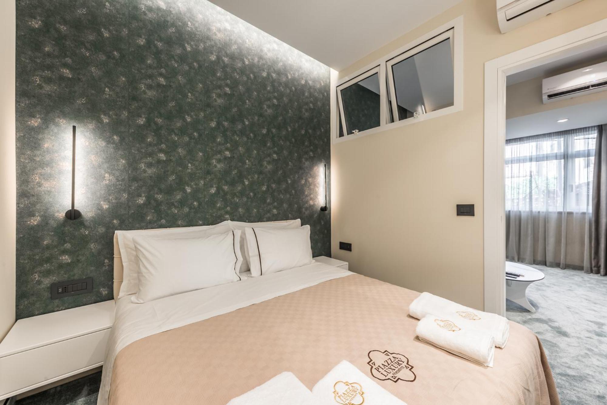 Piazza Luxury Apartments Тирана Экстерьер фото