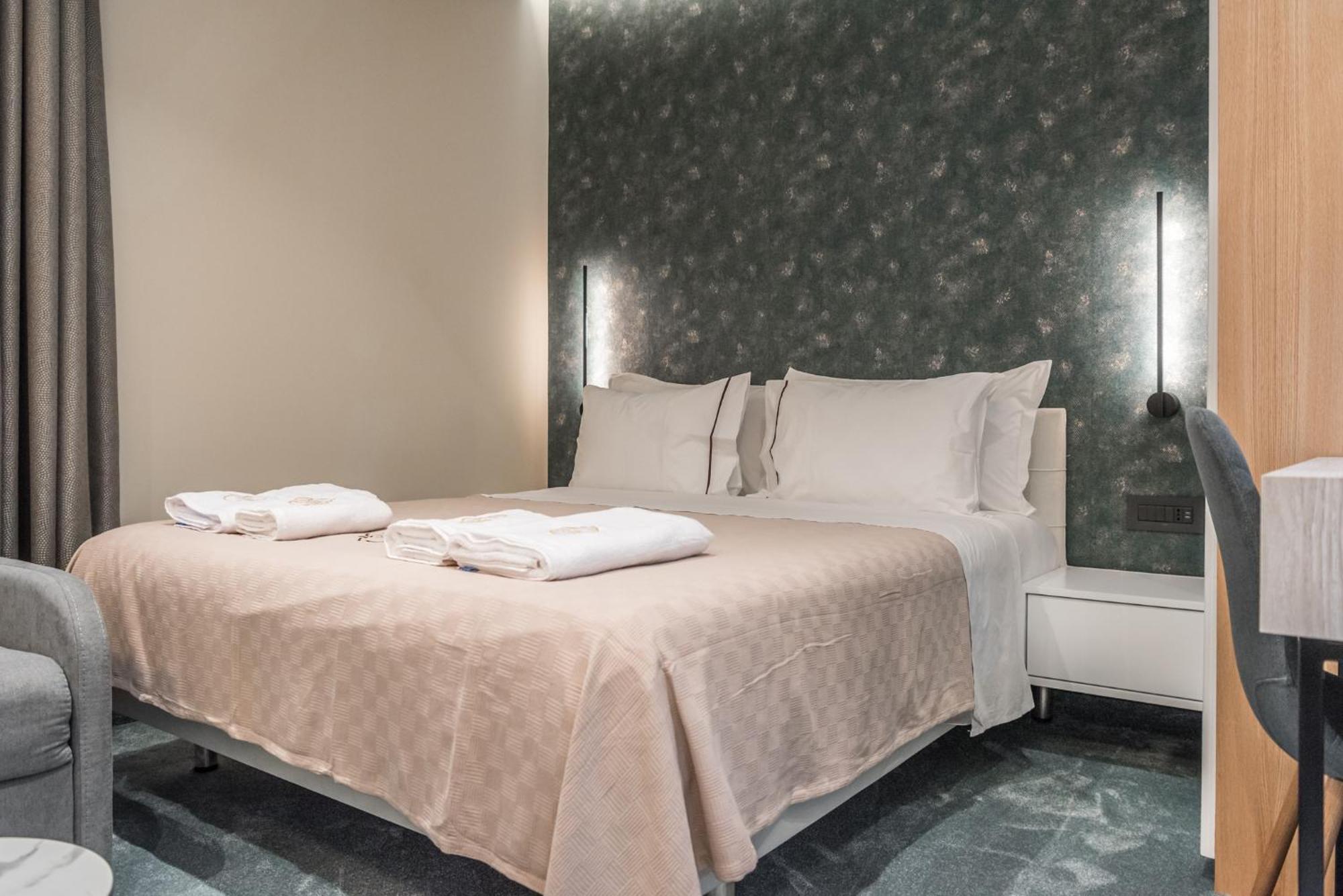Piazza Luxury Apartments Тирана Экстерьер фото